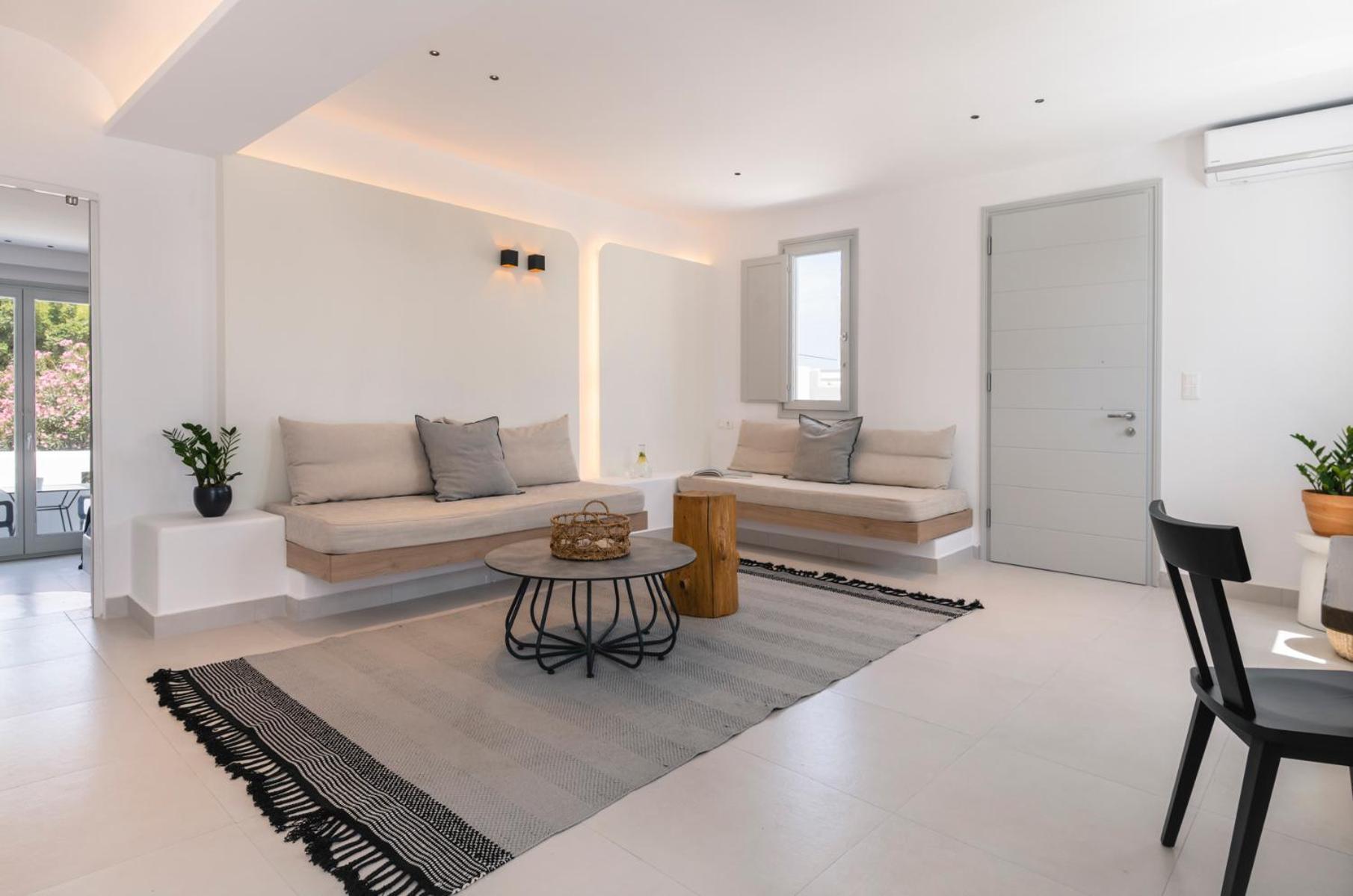 Quartano Suites By Heliessa, Adults Only Náusza Kültér fotó