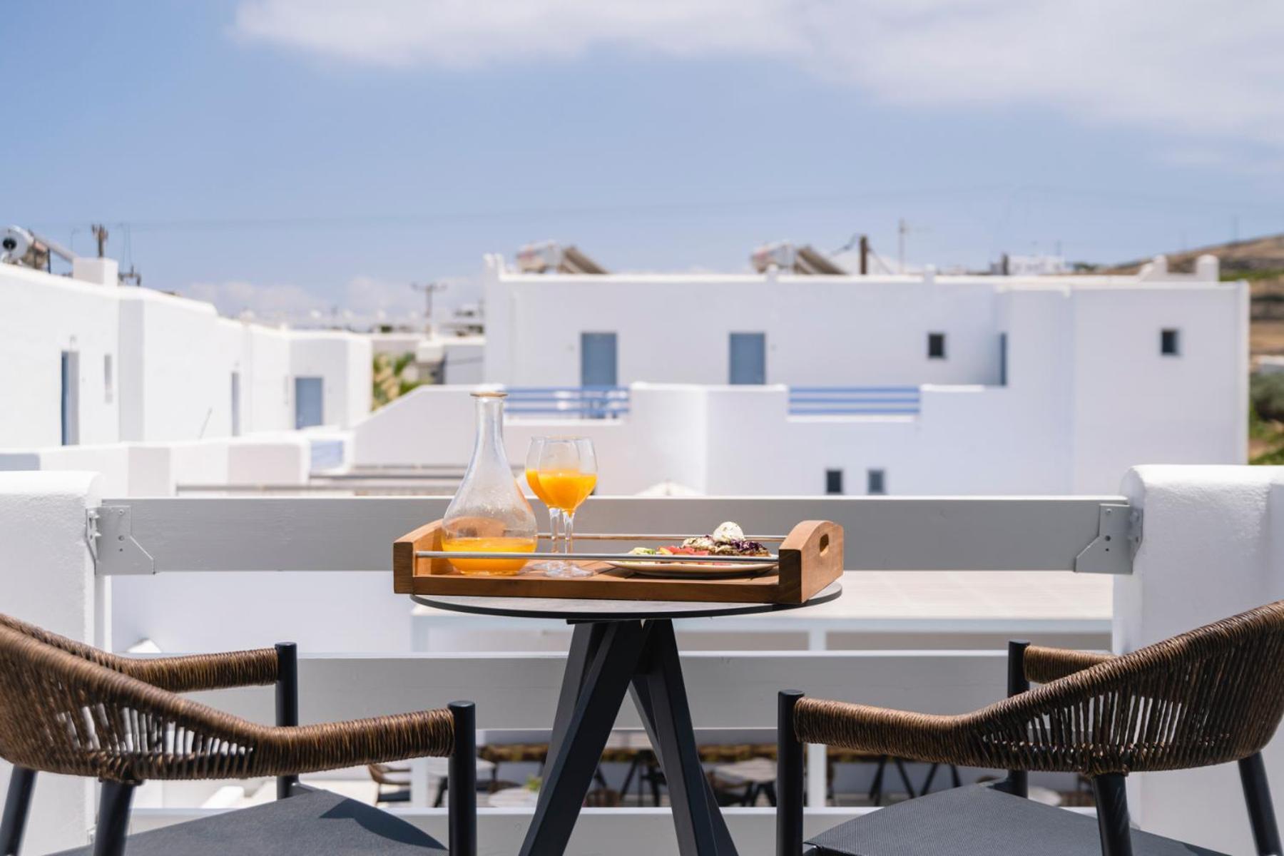 Quartano Suites By Heliessa, Adults Only Náusza Kültér fotó