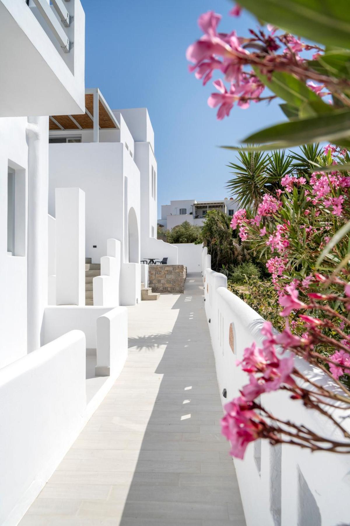 Quartano Suites By Heliessa, Adults Only Náusza Kültér fotó